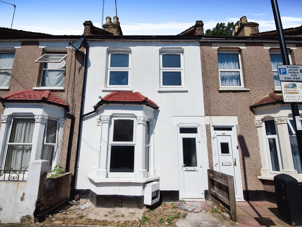 2 bed terraced house for sale in Shrubbery Road, London N9 Zoopla