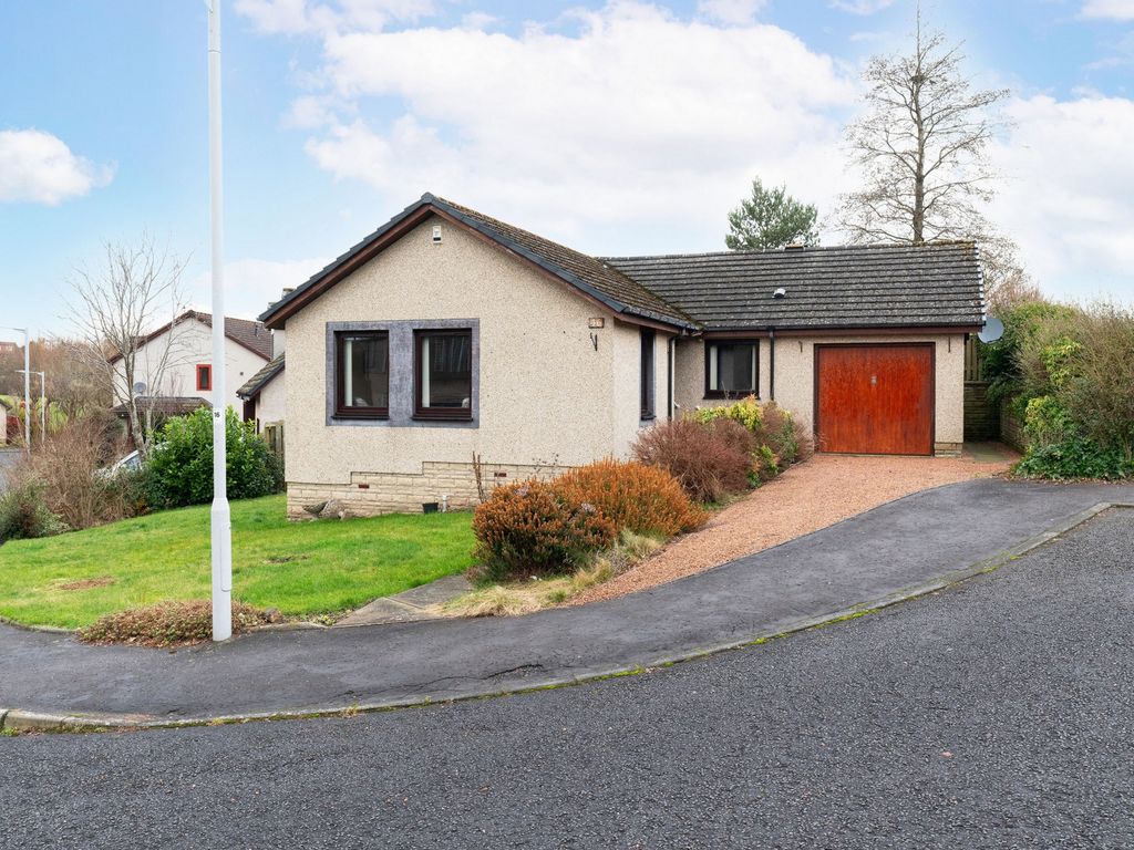 3 bed bungalow for sale in Robertson Road, Cupar KY15, £245,000 Zoopla