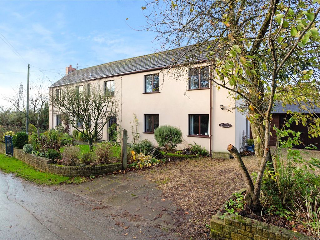 3 bed detached house for sale in Overton Lane, Arlingham, Gloucester