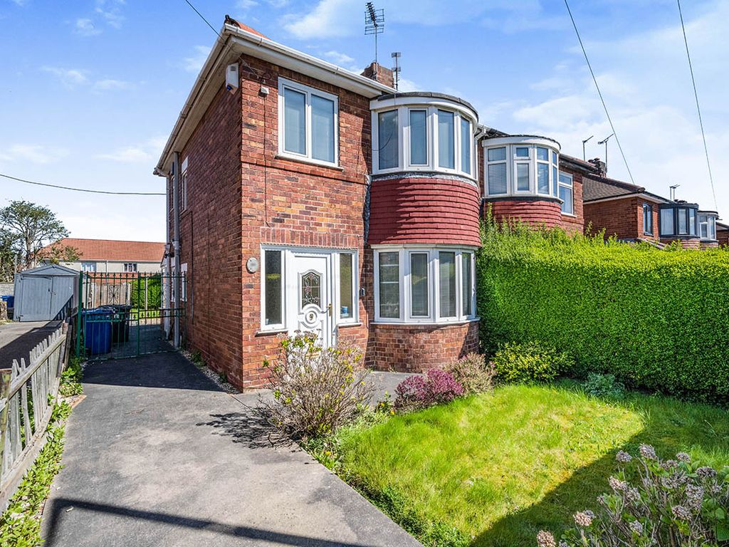 3 bed semidetached house for sale in Grenville Road, Balby, Doncaster