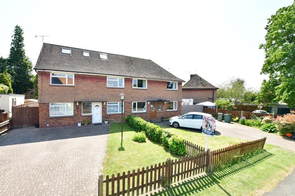 5 bed semidetached house for sale in Medway Avenue, Yalding, Maidstone, Kent ME18 Zoopla