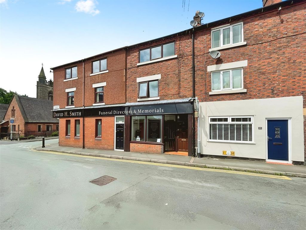 2 bed flat to rent in Fountain Street, Leek, Staffordshire ST13, £575 pcm Zoopla