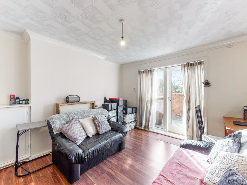 Knatchbull Road, London NW10  