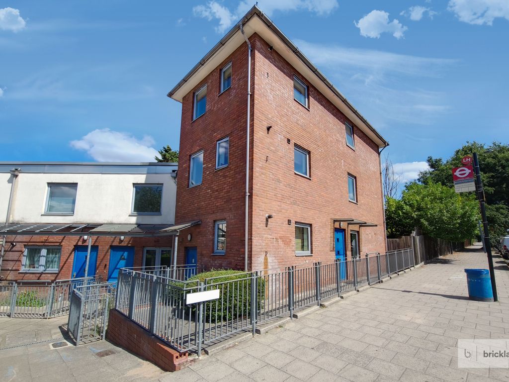 2 bed flat to rent in Southend Lane, London SE6 Zoopla