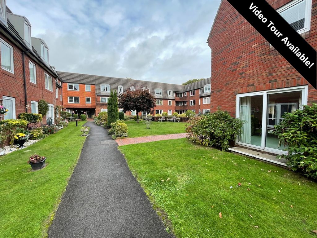 1 bed flat to rent in Ringwood Road, Ferndown BH22 Zoopla