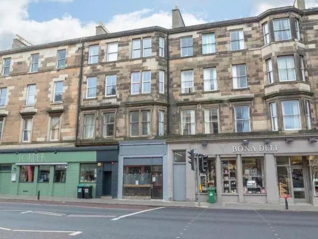 5 bed flat to rent in 70, South Clerk Street, Edinburgh EH8, £3,000 pcm