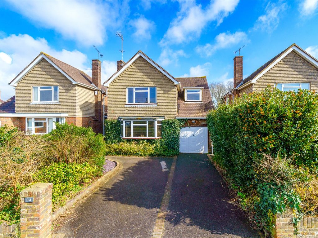 4 bed detached house for sale in Rogate Road, Worthing, West Sussex