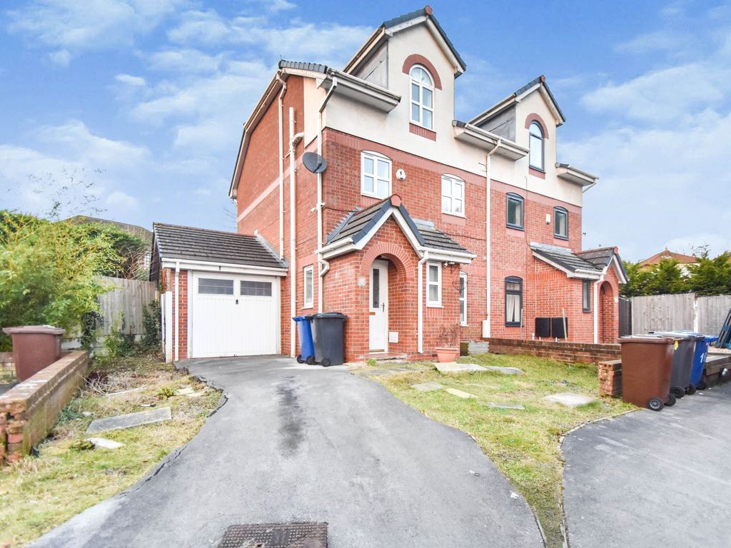 4 bed town house for sale in Butterstile Avenue, Prestwich M25, £