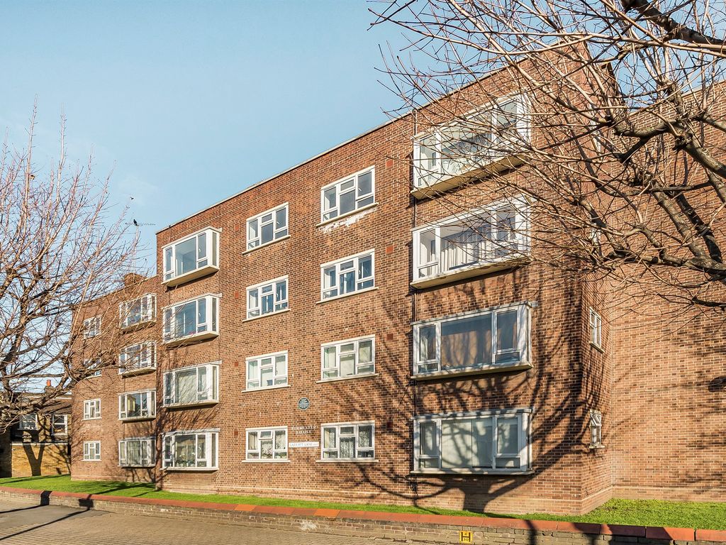 2 bed flat for sale in Burmester Road, London SW17 Zoopla