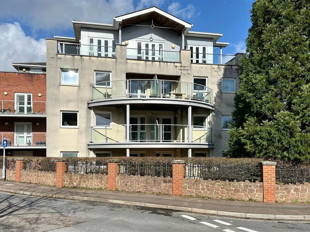 1 bed flat for sale in Fisher Street, Paignton TQ4, £117,950 Zoopla