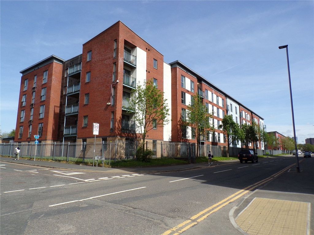 1 bed flat for sale in Ordsall Lane, Salford, Greater Manchester M5