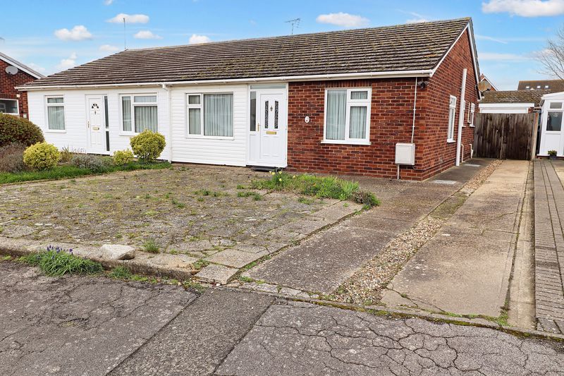 3 bed bungalow for sale in Dover Road, Brightlingsea CO7, £275,000 Zoopla