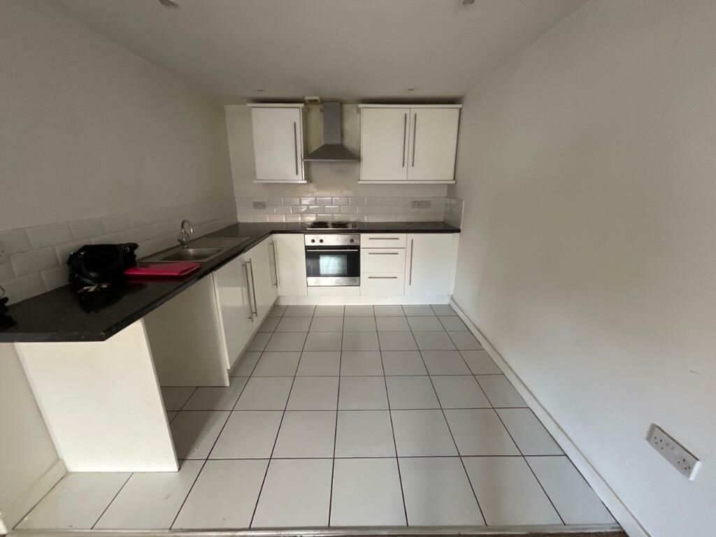 1 bed flat to rent in Park Street, Oldham, Manchester OL2 Zoopla