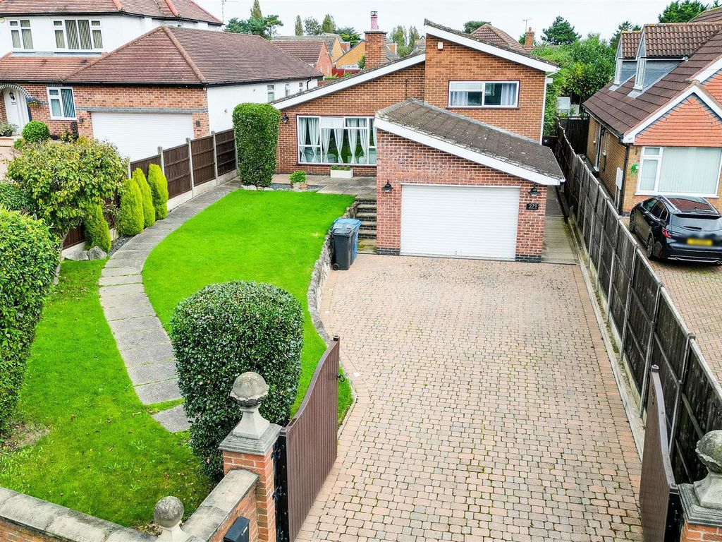 3 bed detached house for sale in Bostocks Lane, Sandiacre, Nottinghamshire NG10, £400,000 Zoopla