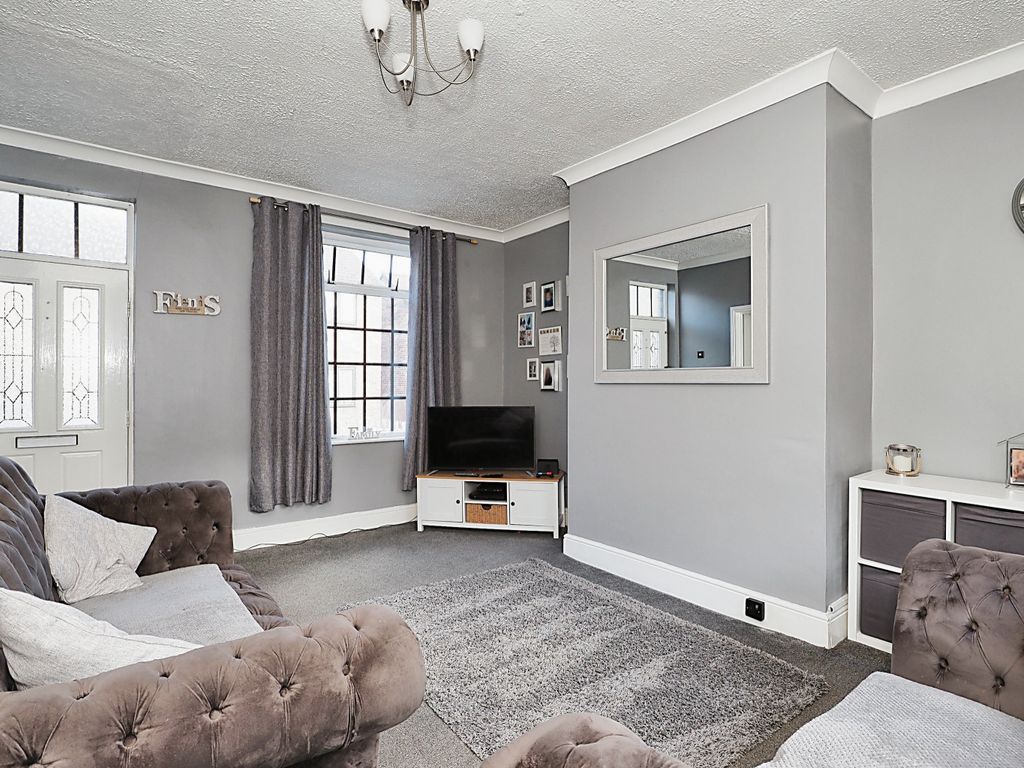 2 bed terraced house for sale in Arnold Street, Liversedge WF15 Zoopla