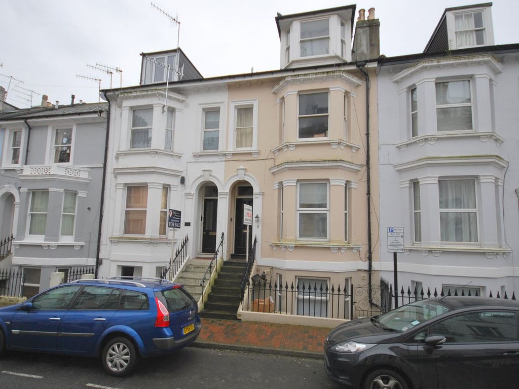 1 bed flat to rent in Dudley Road, Tunbridge Wells TN1, £825 pcm Zoopla