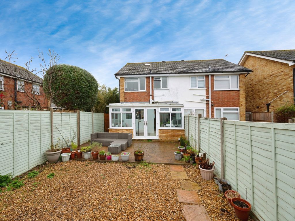 3 bed semidetached house for sale in Linden Grove, Hayling Island