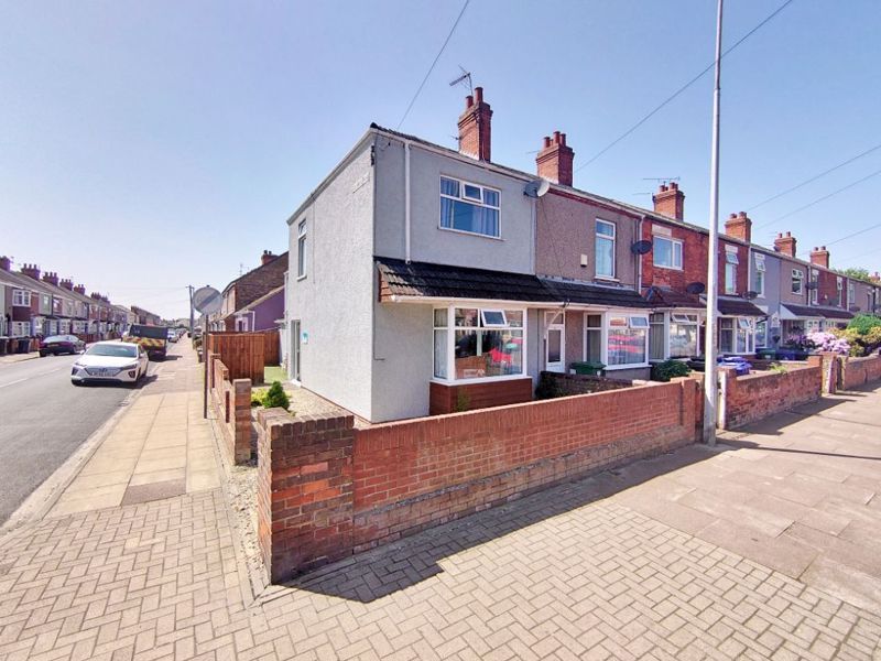 3 bed end terrace house for sale in Humberstone Road, Grimsby DN32, £