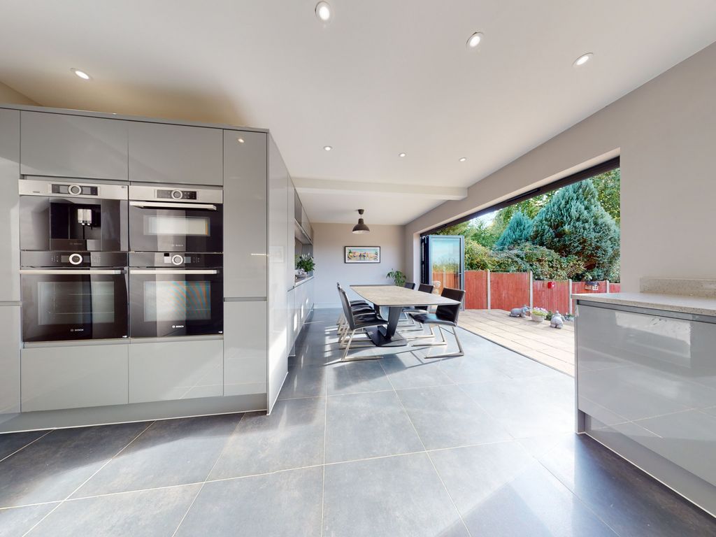 Maidstone Road, Ashford TN24  