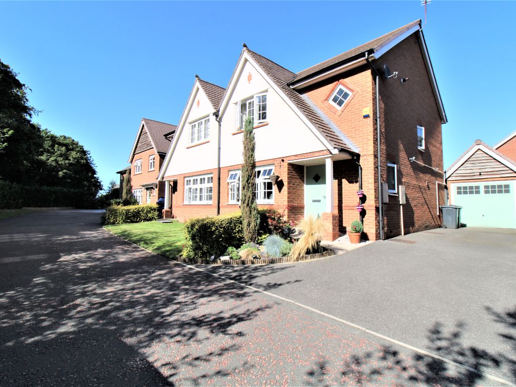 3 bed semidetached house for sale in Evington Drive, Liverpool L14