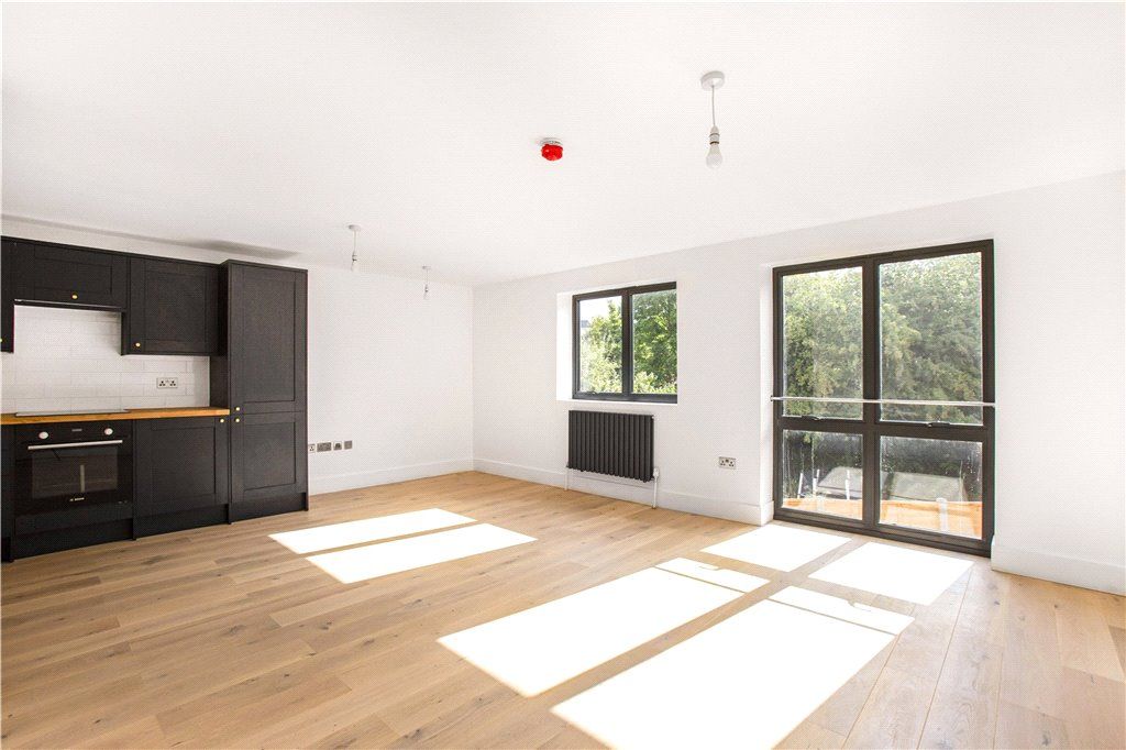 Fyfield Road, London E17  