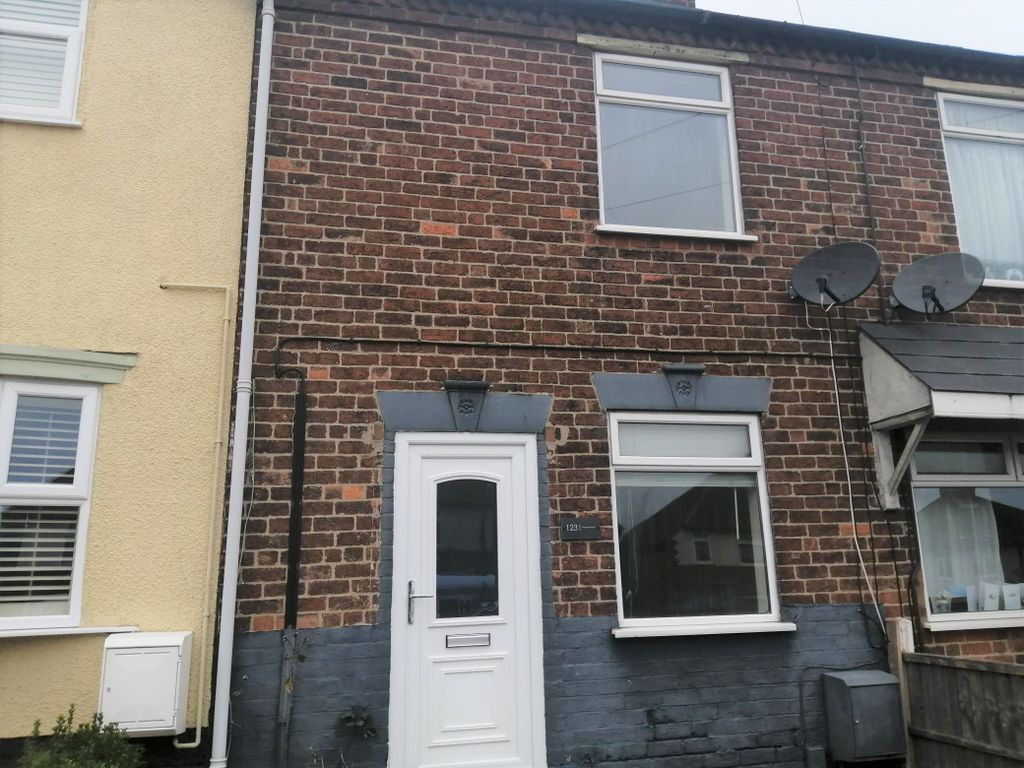 3 bed terraced house to rent in Rugeley Road, Chase Terrace, Burntwood
