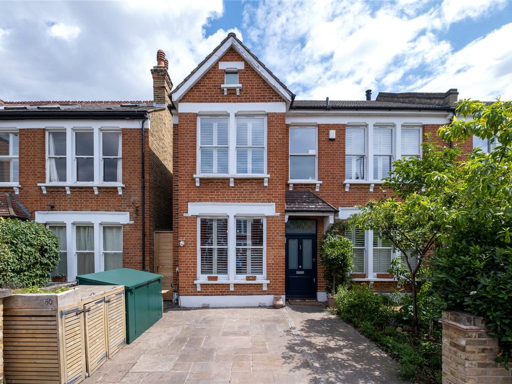 4 bed semidetached house for sale in Rosendale Road, London SE21, £