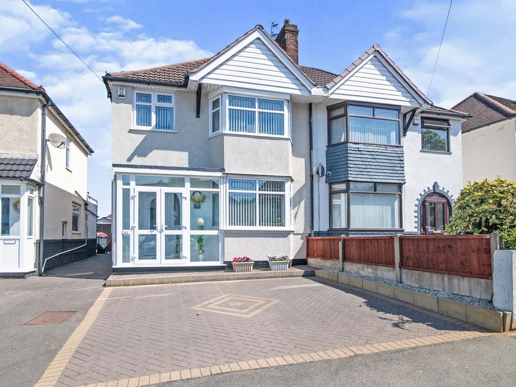 3 bed semidetached house for sale in Hydes Road, West Bromwich B71