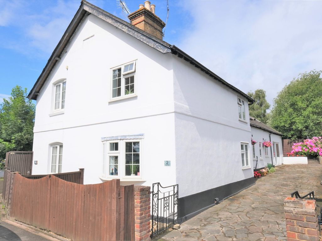 3 bed semidetached house for sale in Old Hill, Orpington BR6 Zoopla