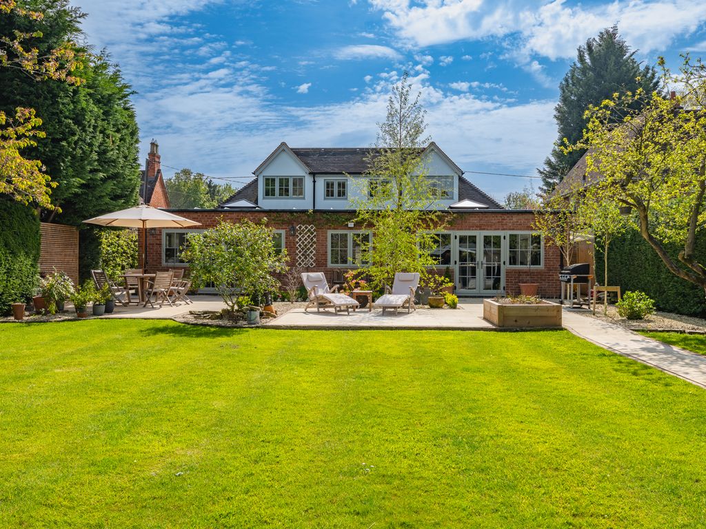 5 bed detached house for sale in Shrewley Common, Shrewley, Warwick