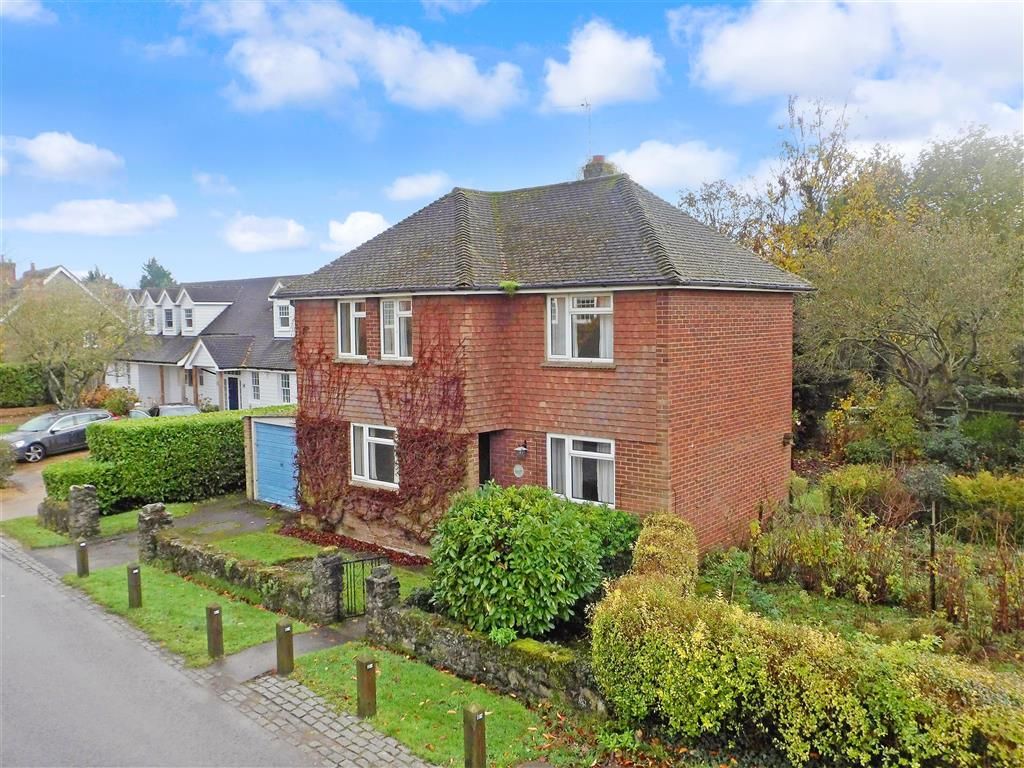3 bed detached house for sale in Teston Road, Offham, West Malling