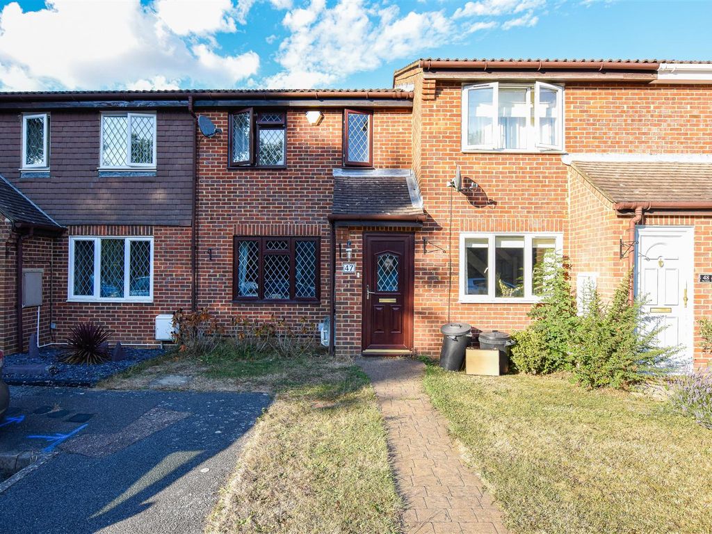3 bed terraced house for sale in The Briars, West Kingsdown, Sevenoaks