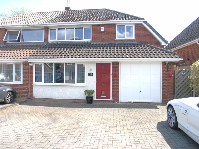 3 Bed Semi Detached House For Sale In Foxlea Road Hayley Green