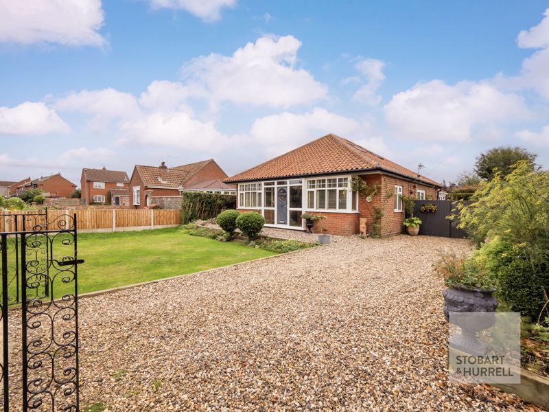 3 bed detached house for sale in Homefield, Walcott Road, Bacton