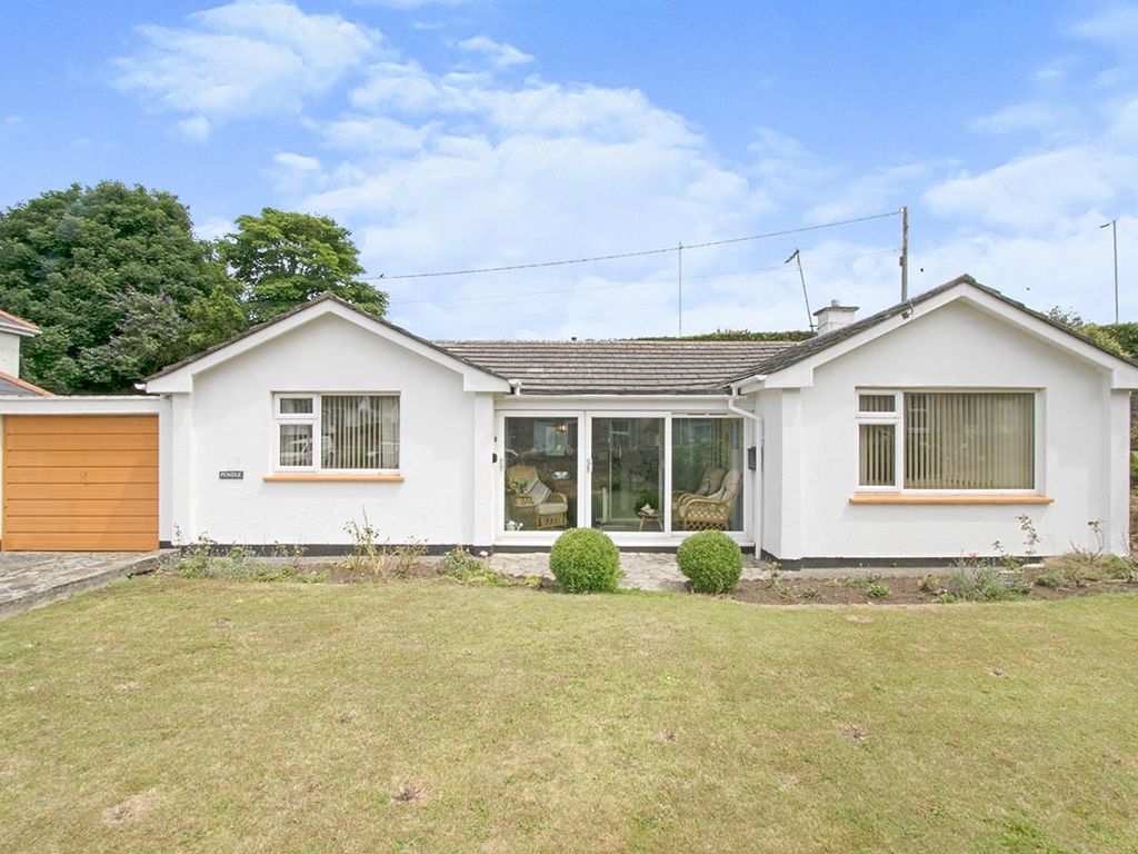 3 bed bungalow for sale in Church View Road, Camborne, Cornwall TR14