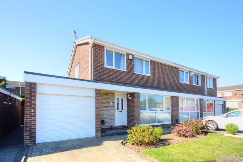 3 bed semidetached house for sale in Bromley Court, Kingston Park