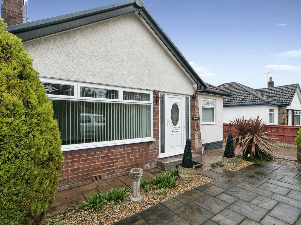 3 bed bungalow for sale in Main Road, Sychdyn, Mold, Flintshire CH7 Zoopla