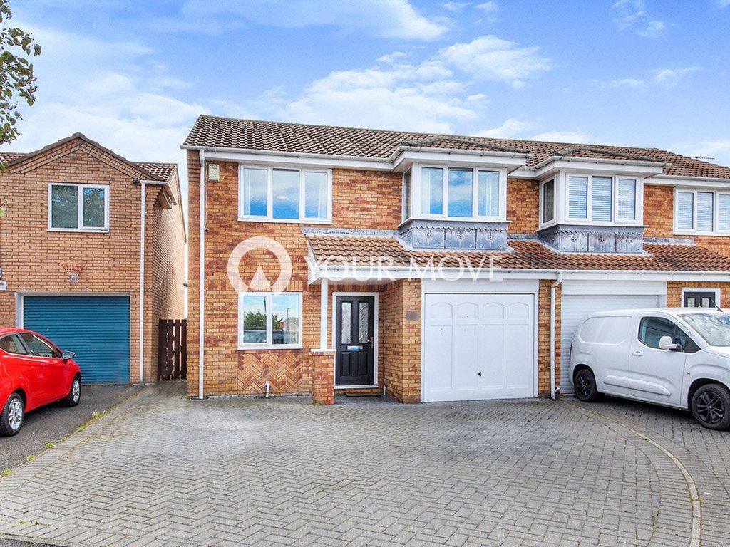 3 bed semidetached house for sale in Bewick Park, Wallsend, Tyne And