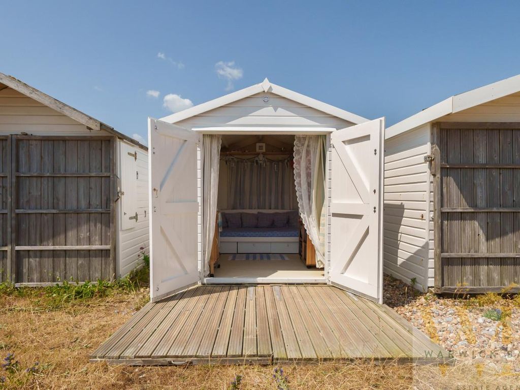 Property for sale in Beach Green, ShorehamBySea BN43 Zoopla