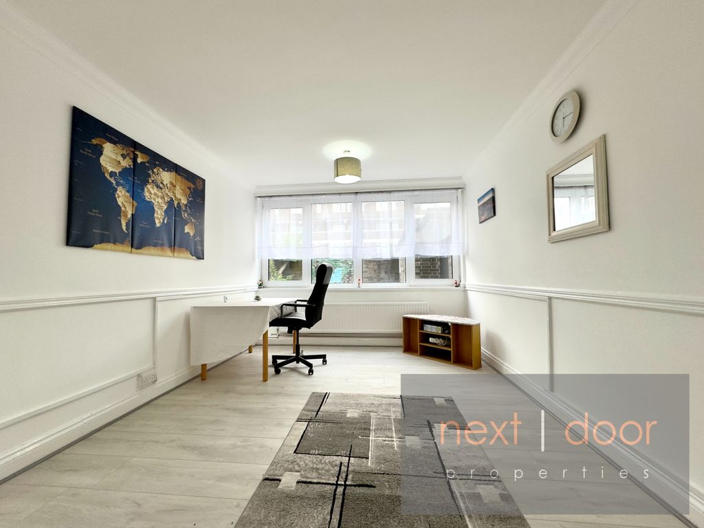 3 bed to rent in Kinglake Street, London SE17, £2,703 pcm