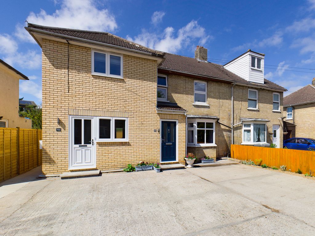 2 bed end terrace house to rent in Ramsden Square, Cambridge CB4, £