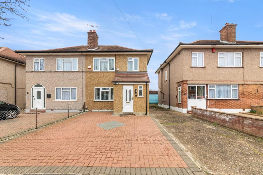 3 bed semidetached house for sale in Grosvenor Avenue, Hayes UB4, £