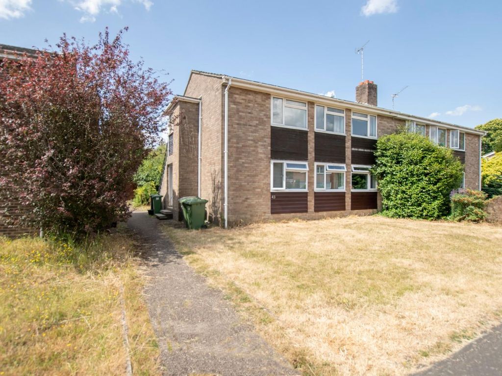 2 bed to rent in Ashdown Road, Chandlers Ford, Eastleigh