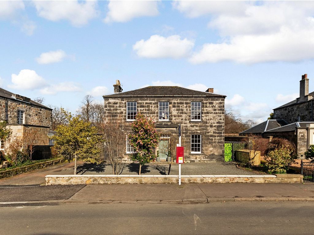 3 bed flat for sale in Grange Road, Alloa, Clackmannanshire FK10, £