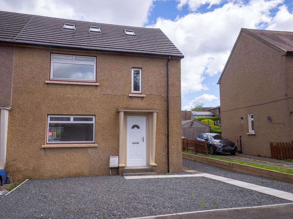 4 bed end terrace house for sale in Begg Avenue, Falkirk FK1, £179,950