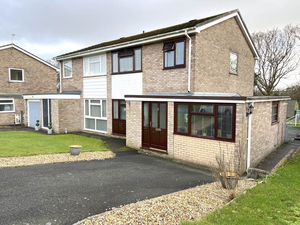 3 bed semidetached house for sale in Rhoshendre, Waunfawr, Aberystwyth