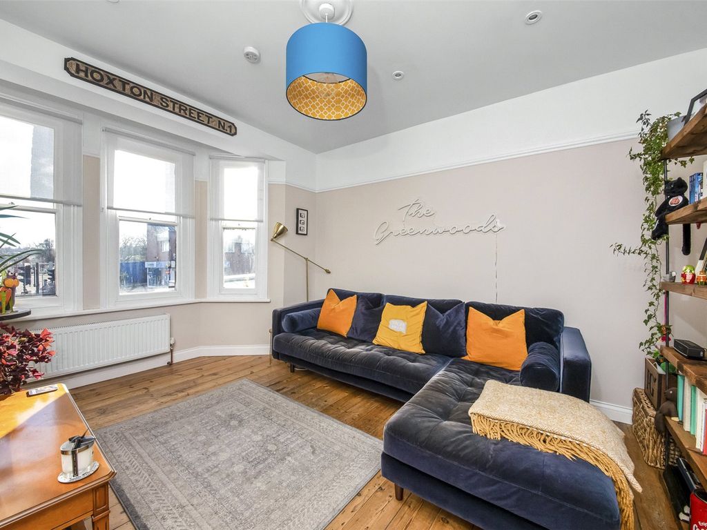 2 bed flat for sale in Woolwich Road, Charlton SE7 Zoopla
