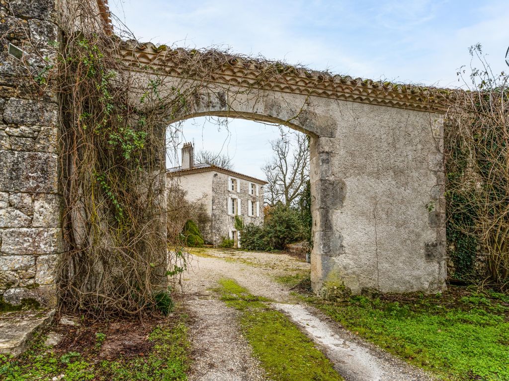 10 bed property for sale in Roquecor, Occitanie, 82150, France, £