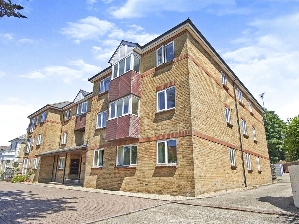 2 bed flat for sale in High Park Road, Ryde PO33 Zoopla
