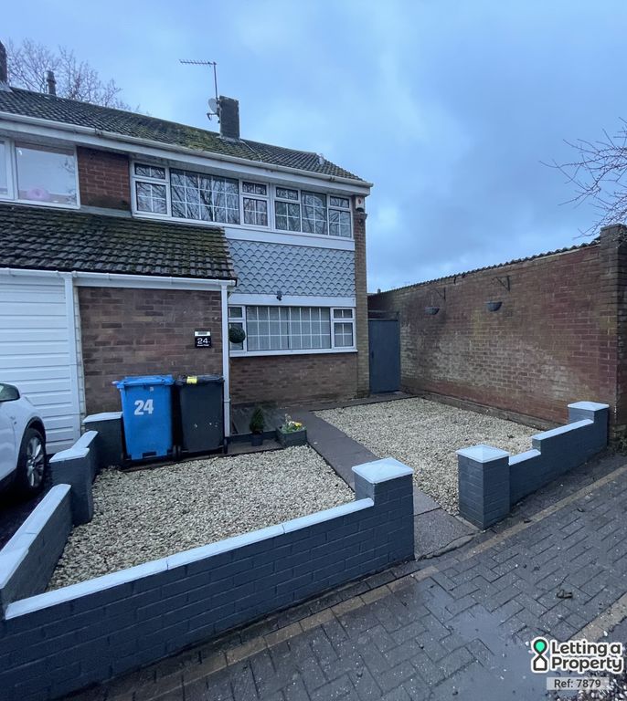 3 bed end terrace house to rent in Anson Road, Great Wyrley, Walsall